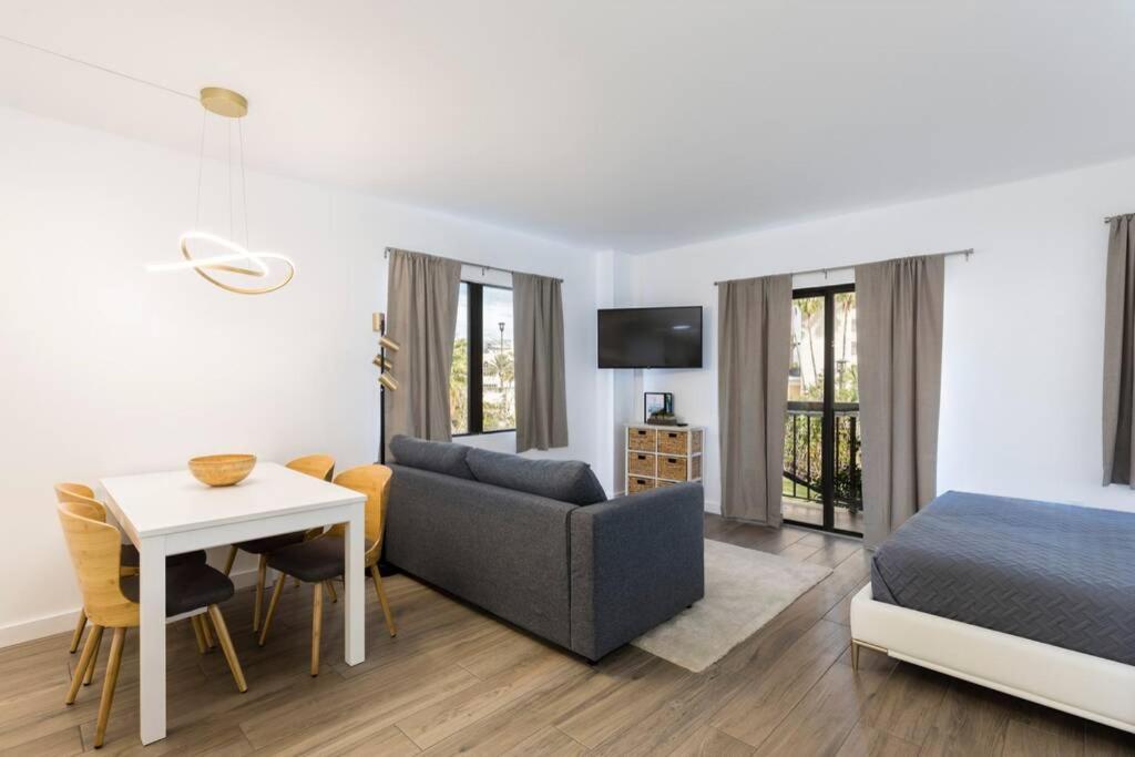 Modern Studio On I-Drive: Parking + Pool Included ออร์ลันโด ภายนอก รูปภาพ